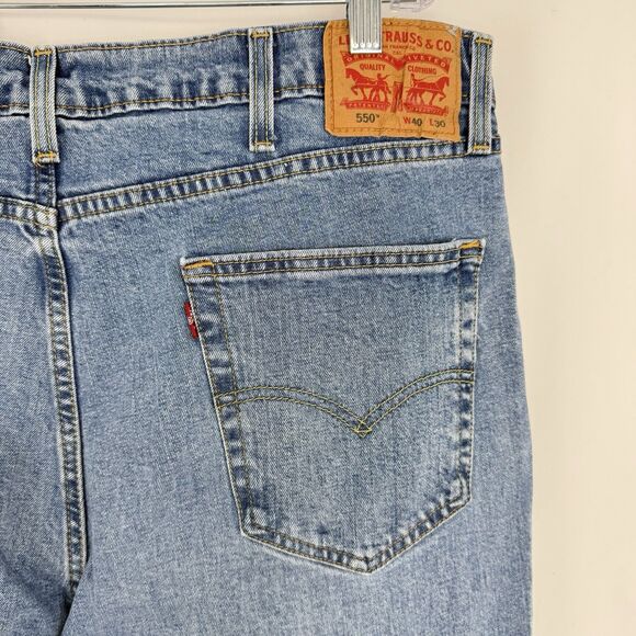 Levi's 550 Jeans Men's Size 40x30 Relaxed Tapered Leg Denim Blue Jeans - Picture 7 of 16